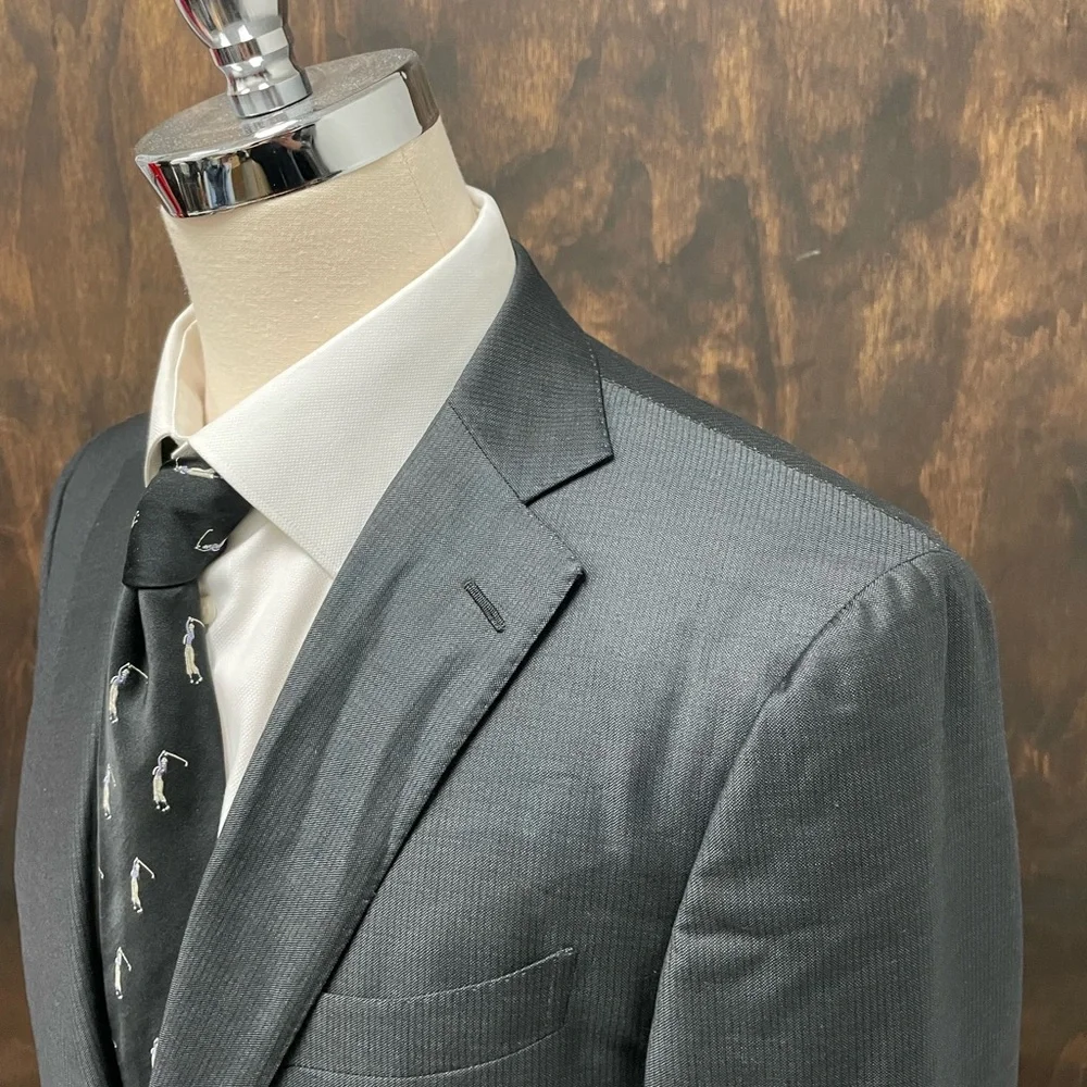 Ermenegildo Zegna Made in Italy‎ Tonal Mini Check Suit Jacket in Charcoal 46 R